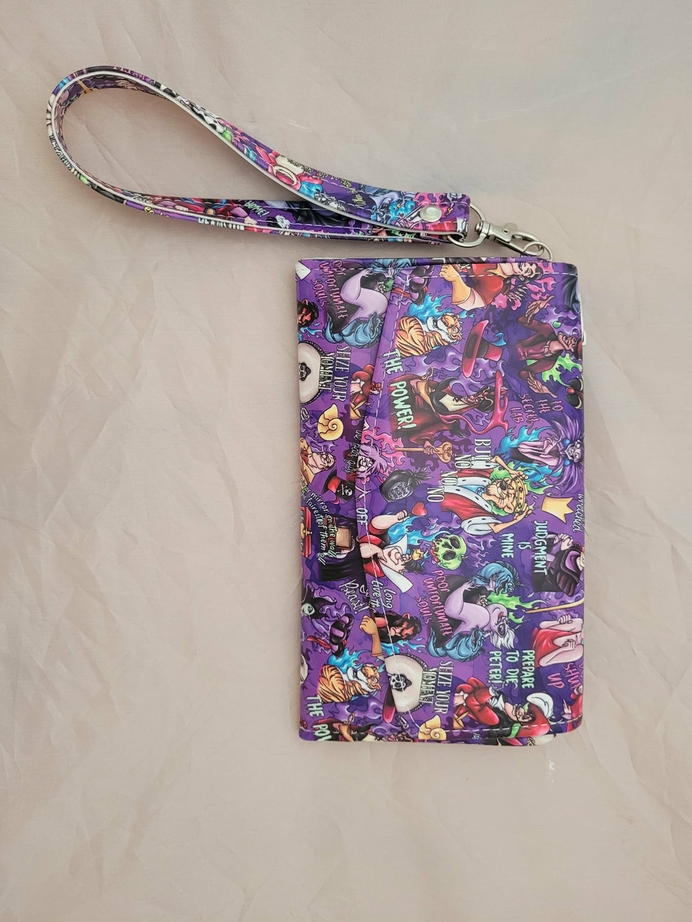 Disney villains Print Wristlet Wallet